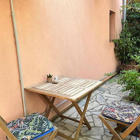 Biba Apartments Pula Exterior photo