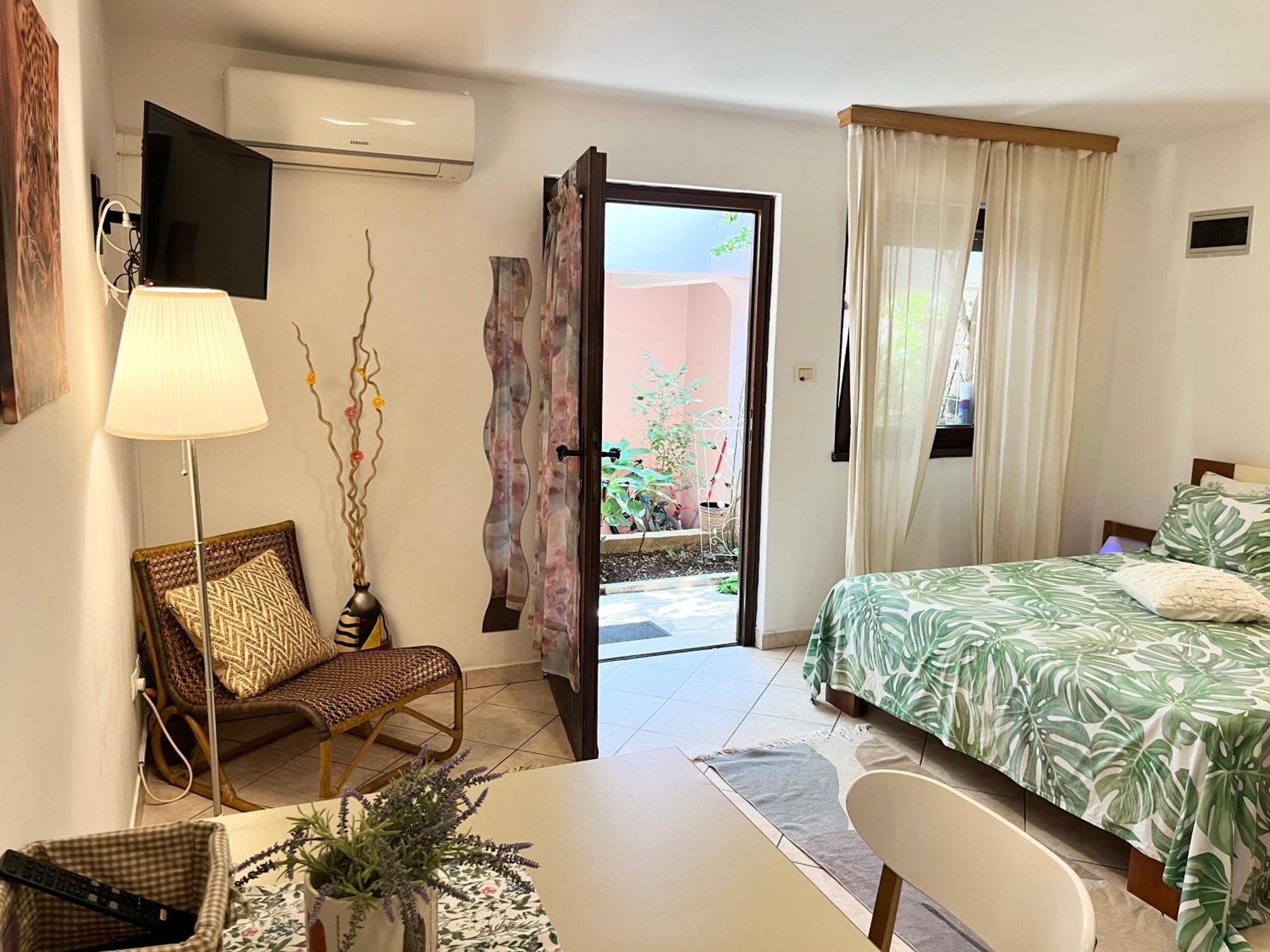 Biba Apartments Pula Exterior photo